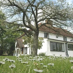 the-white-house-takeley.cambridgehotelsuk.com/