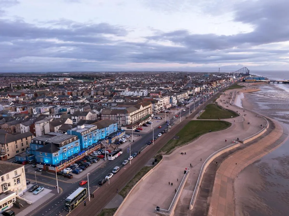 Lyndene Hotel Blackpool